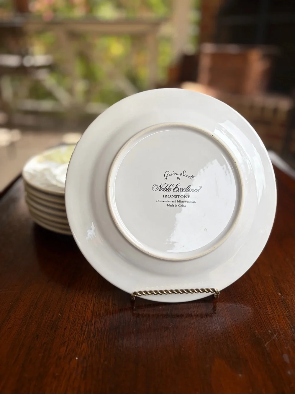 Noble Excellence Garden Scroll 8-3/4” Salad Luncheon Plates Set of 8 EUC